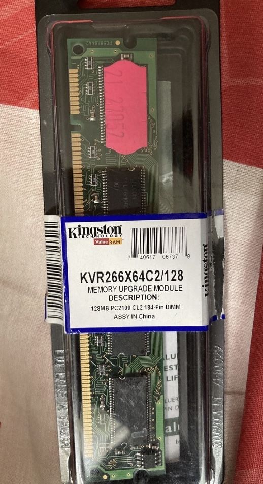 SD-RAM 128mB kingston