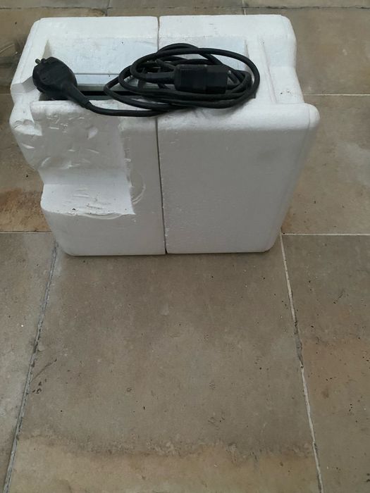 Revue Lux 1000 - projetor de filmes