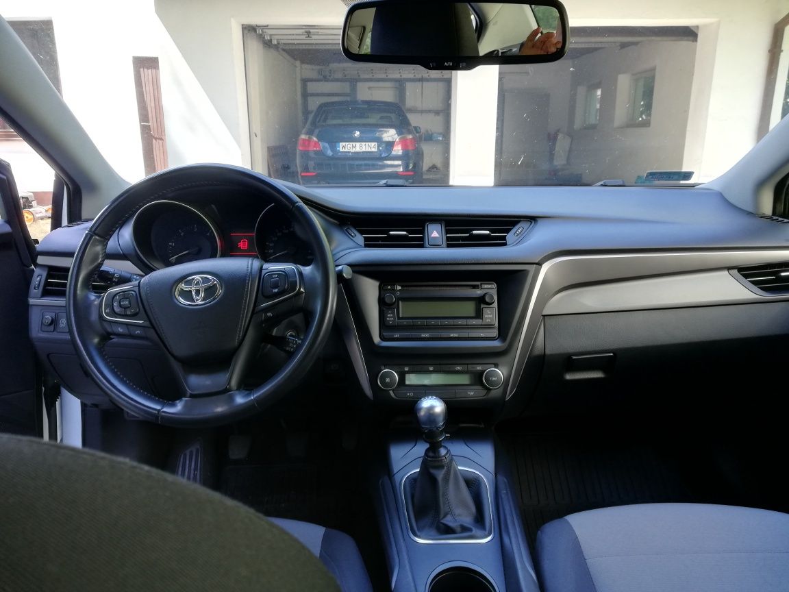 Toyota Avensis 2016. Możliwa ZAMIANA.