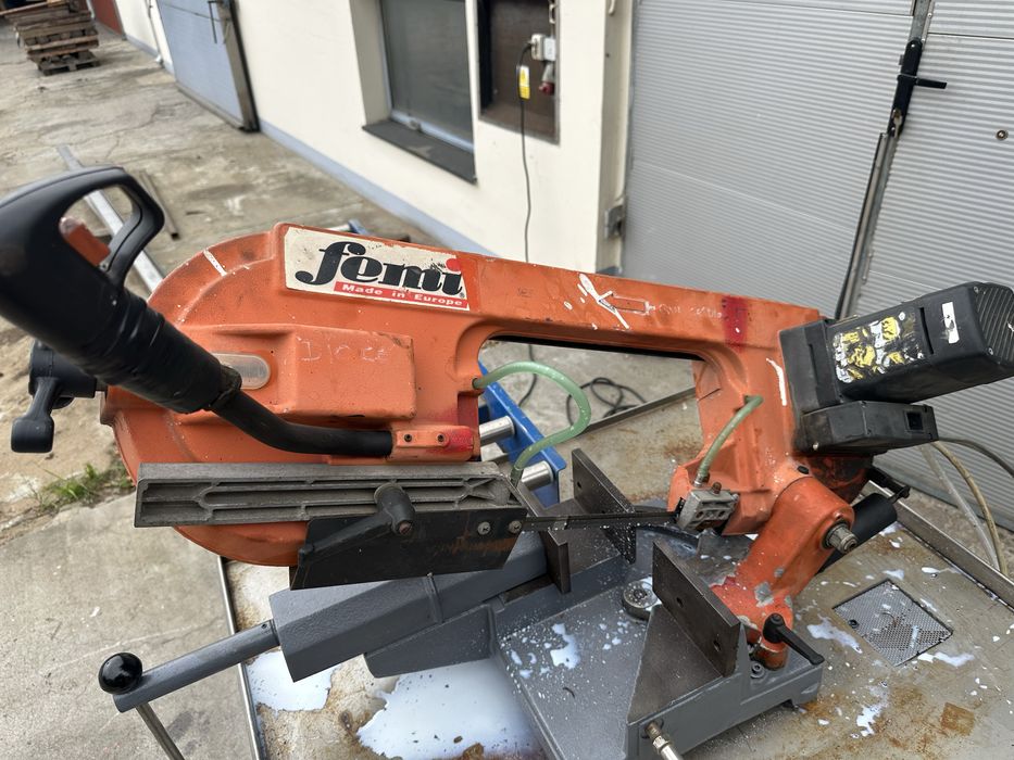 Piła taśmowa FEMI do metalu jak bomar stół rolkowy chłodzenie