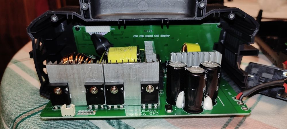 Зарядний пристрій С45А 6В/10А,12В/33А,24В/8А