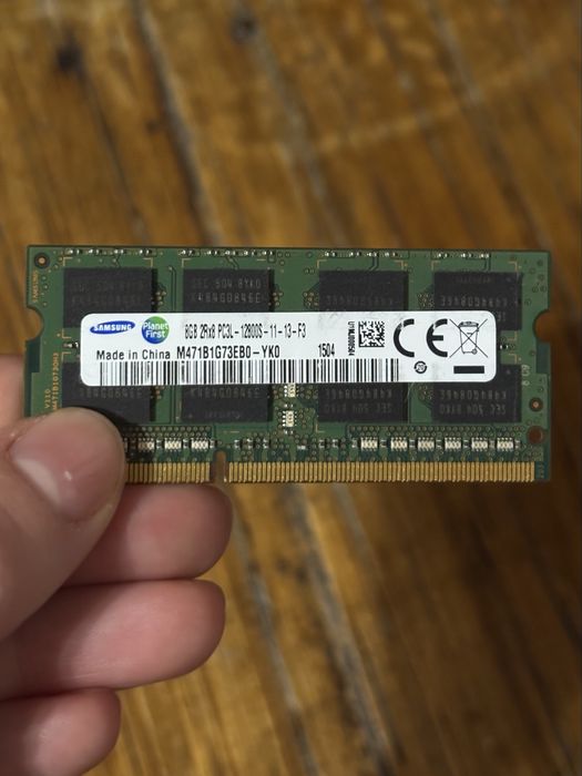 модуль оперативної пам’яті (RAM) Samsung M471B1G73BH0-Y