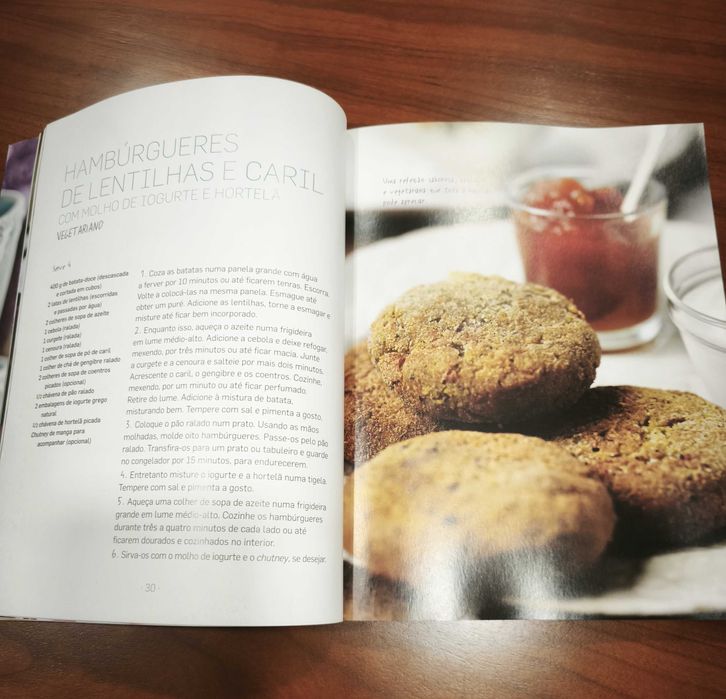 Livro Dia a Dia com a Mafalda, como novo