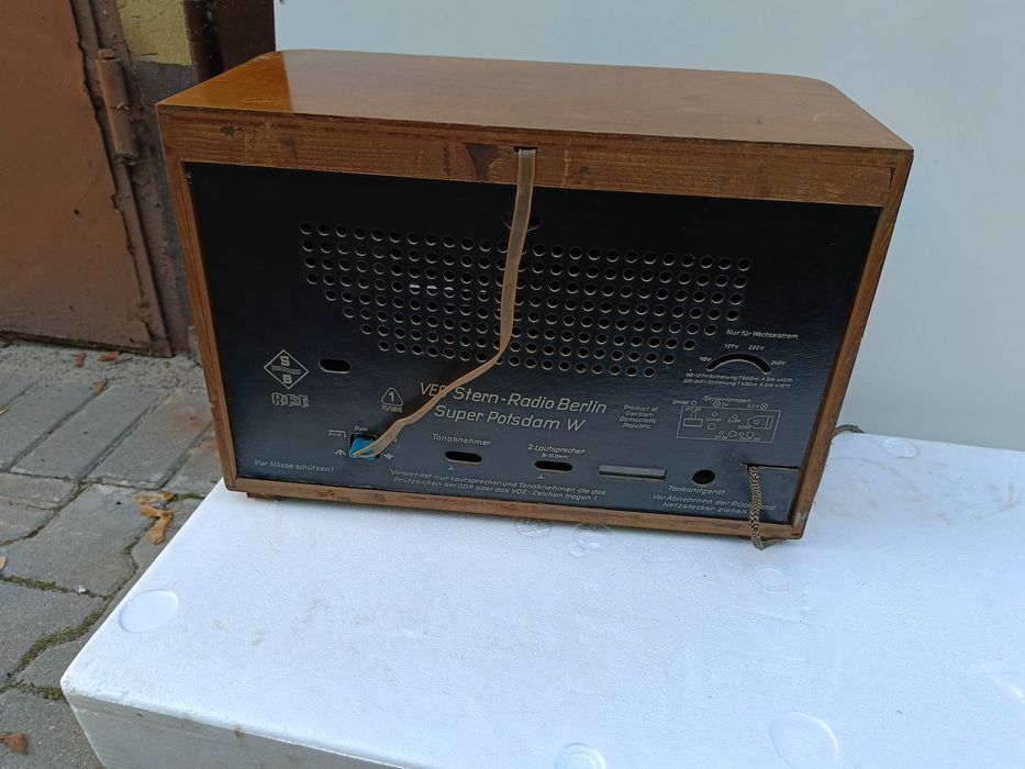 Sprzedam radio lampowe VEB Stern-Radio Berlin