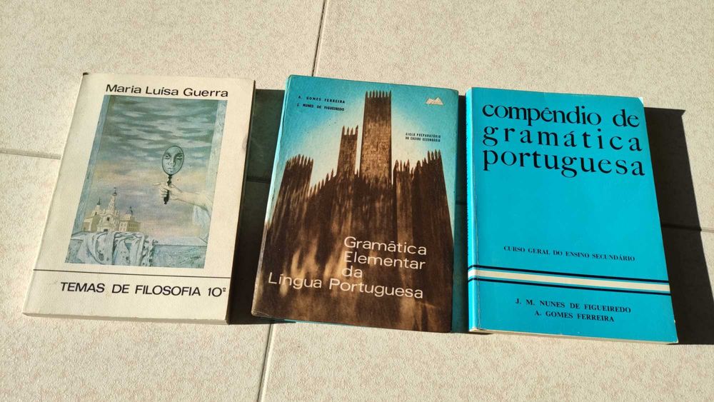 Livros antigos escolares de gramática
