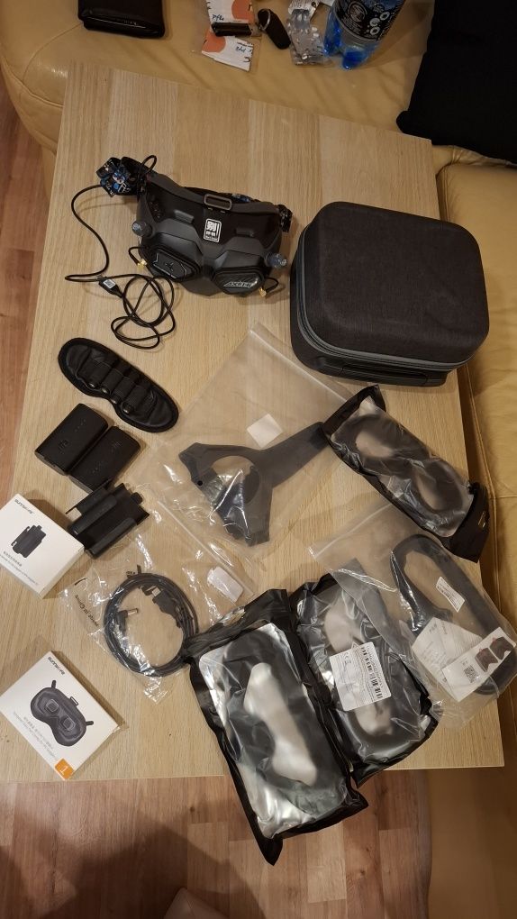 DJI Gogle v2 z antenami Lumenier AXII HD goggle z akcesoriami