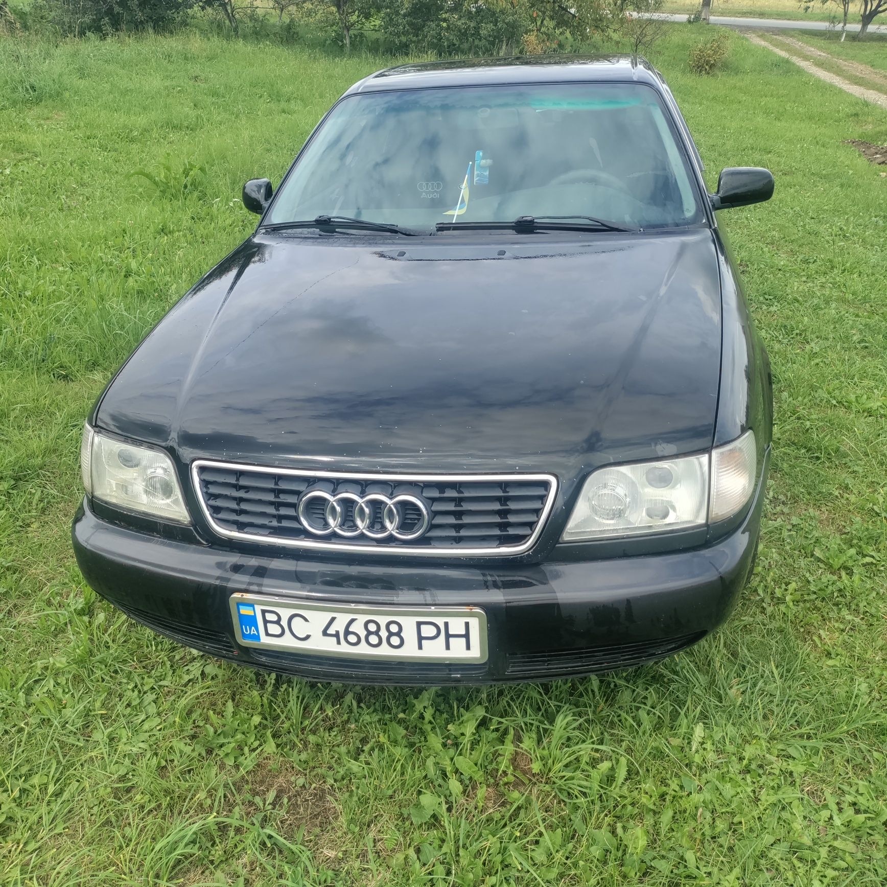 AUDI а6с4 2.5tdi