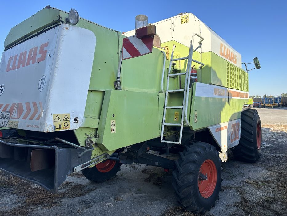 Комбайн Claas MEGA 208