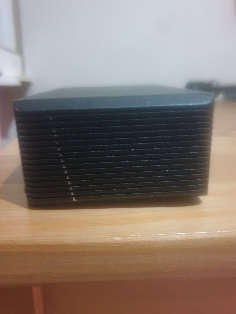 ICY BOX Dual NVMe SSD M.2 Thunderbolt 3 Stacja Dokująca
W pelni sprawn