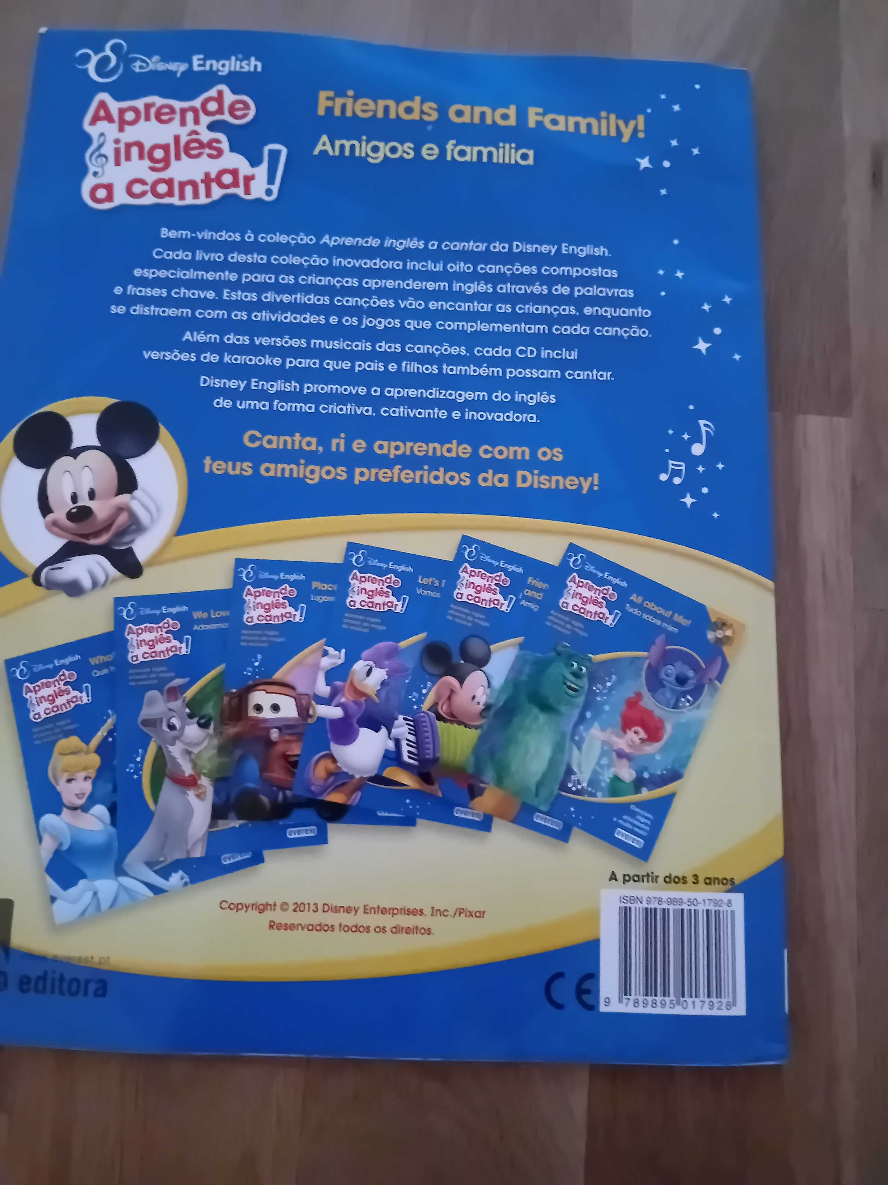 Livro Disney - Aprende  Inglês a Cantar! Amigos e Família