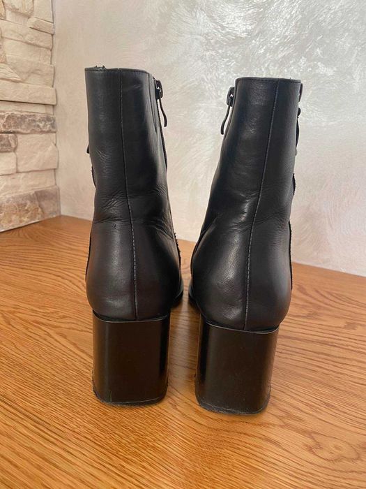 Жіночі зимові ботильони / шкіряні утеплені черевики