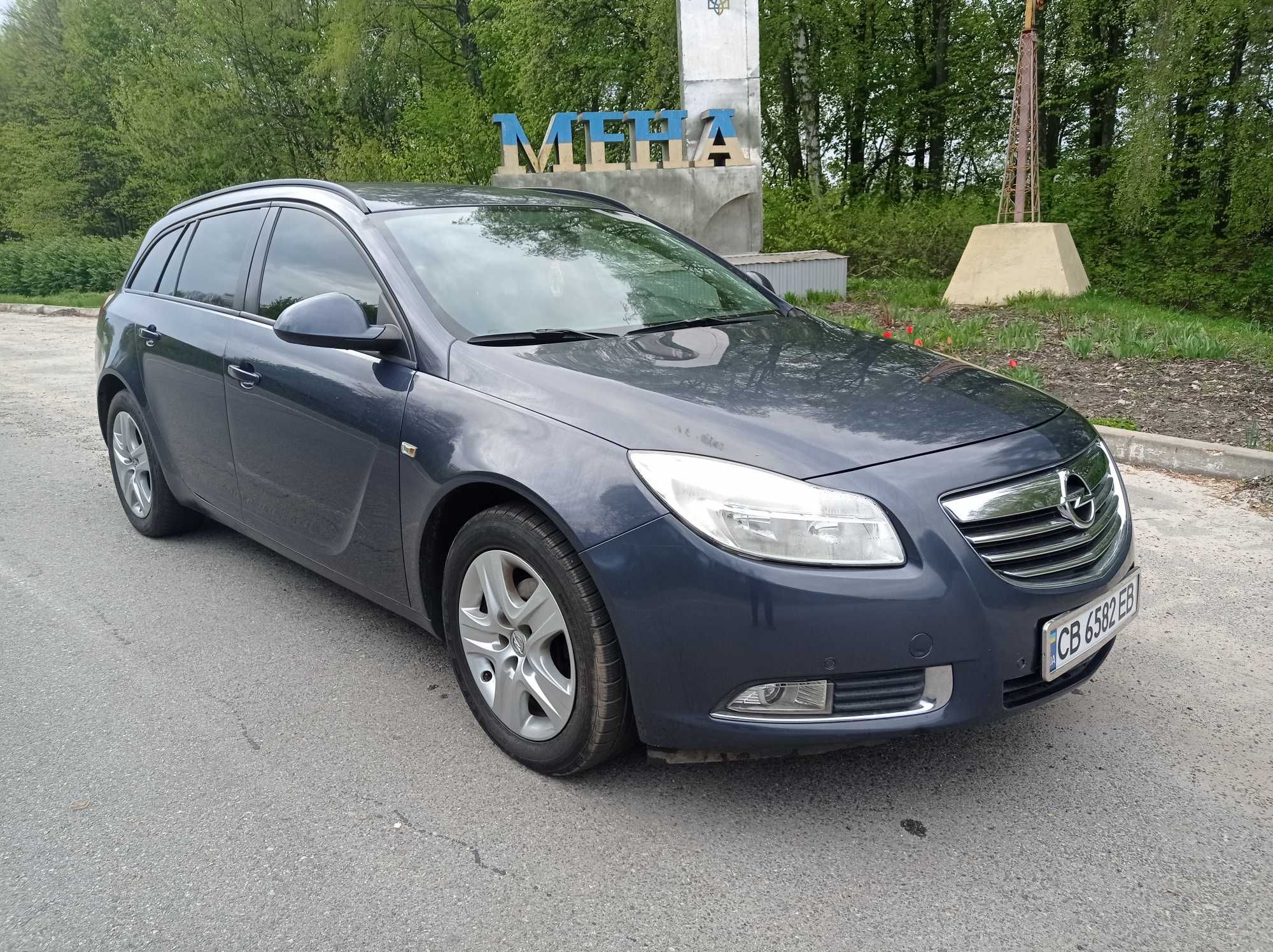 Продам Opel Insignia 2.0 SPORTS TOURER в Гарному стані. 2010рік