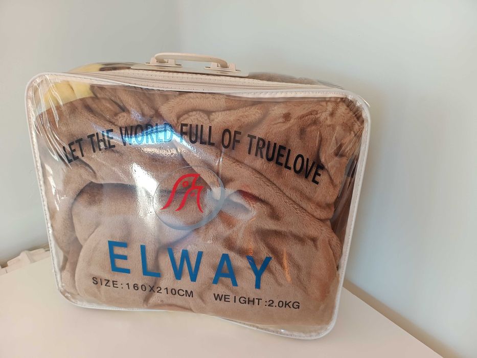 Koc Elway 160x21cm  beżowy gruby brązowy ciepły duży we wzory wzorki