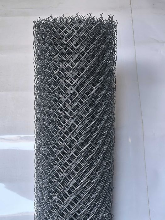 Siatka ślimakowa hodowlana: oczko 25x25mm,drut ocynkowany 1,4mm wys.1m
