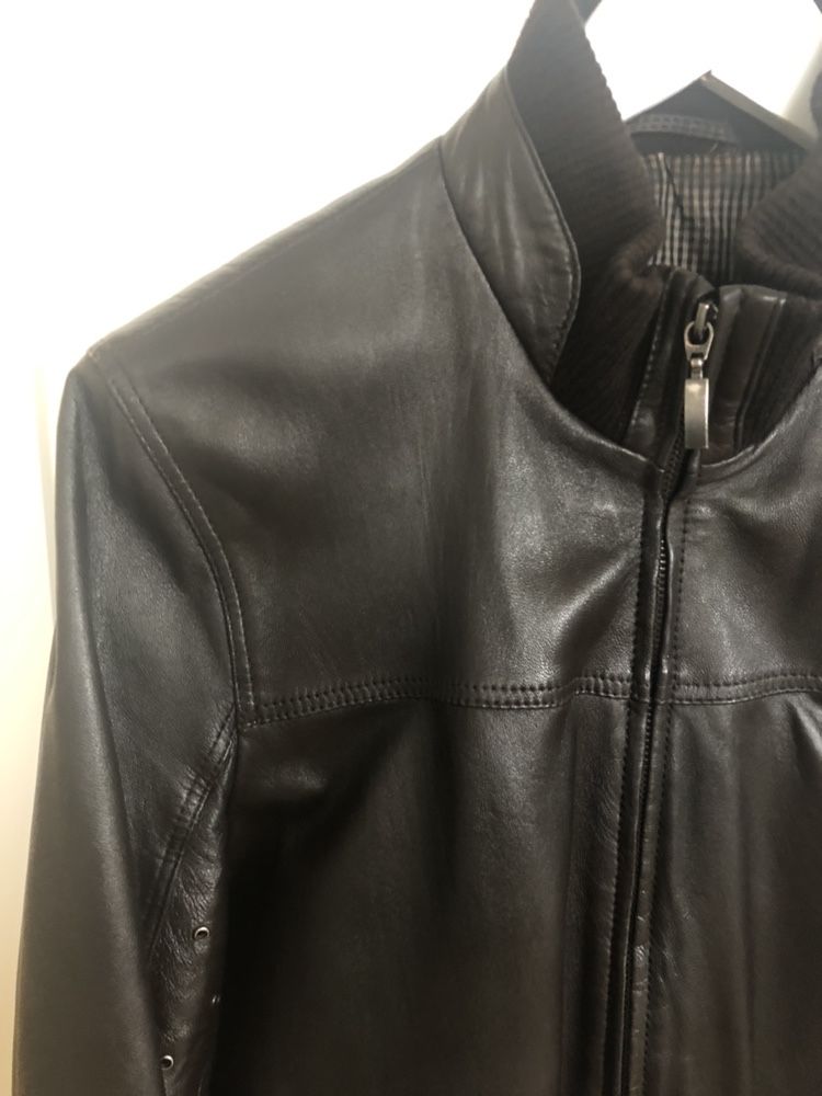 Куртка мужская, кожаная курточка , размер S , натуральная кожа