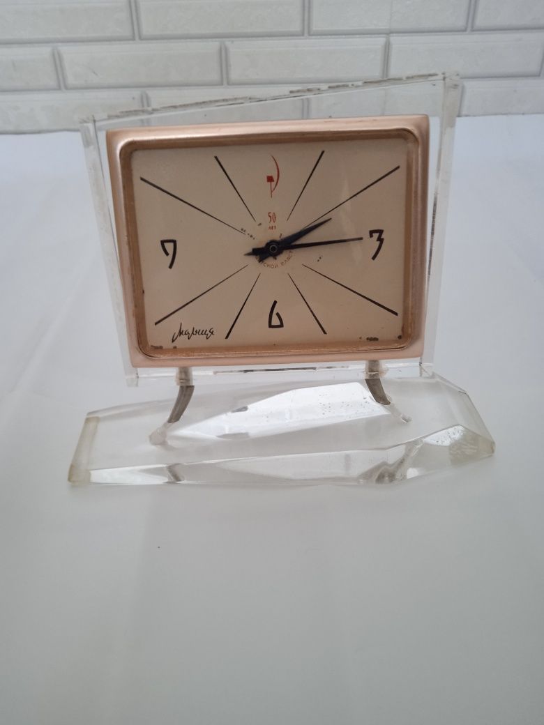 РІДКІСТЬ!  Антикварний годинник "Молнія" у прозорому корпусі