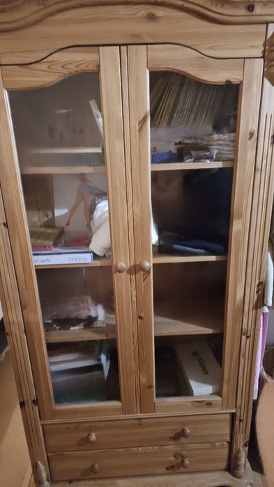 Solidna komoda, witryna, narożnik z litego drewna