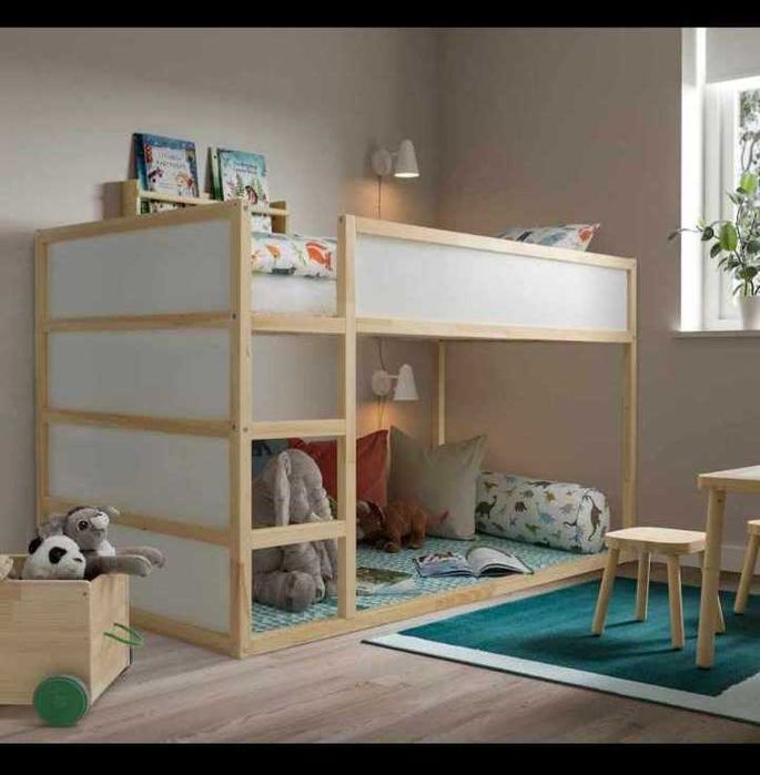 Cama de criança reversível em bom estado