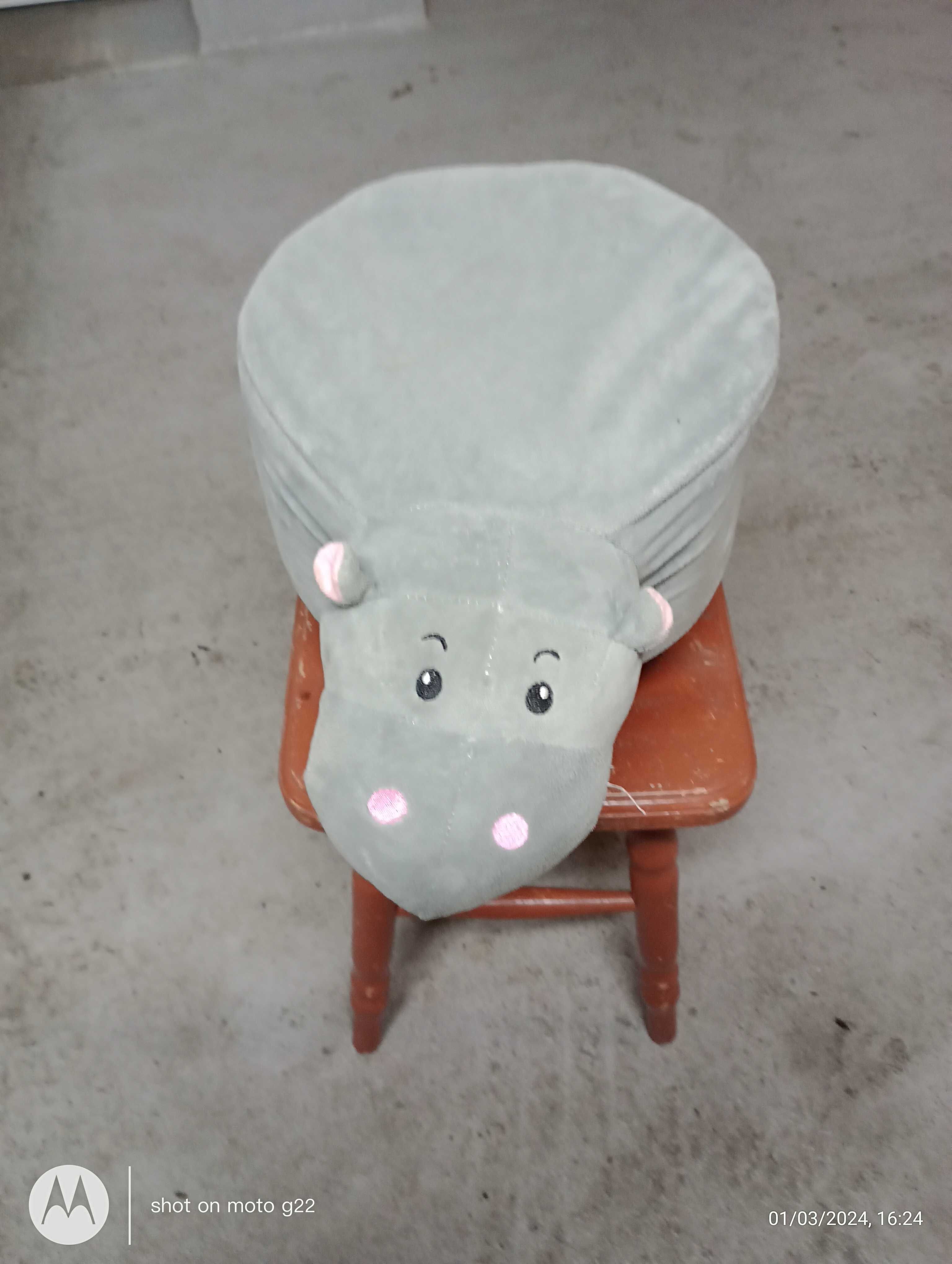 Krzesełko dla dziecka hippcio