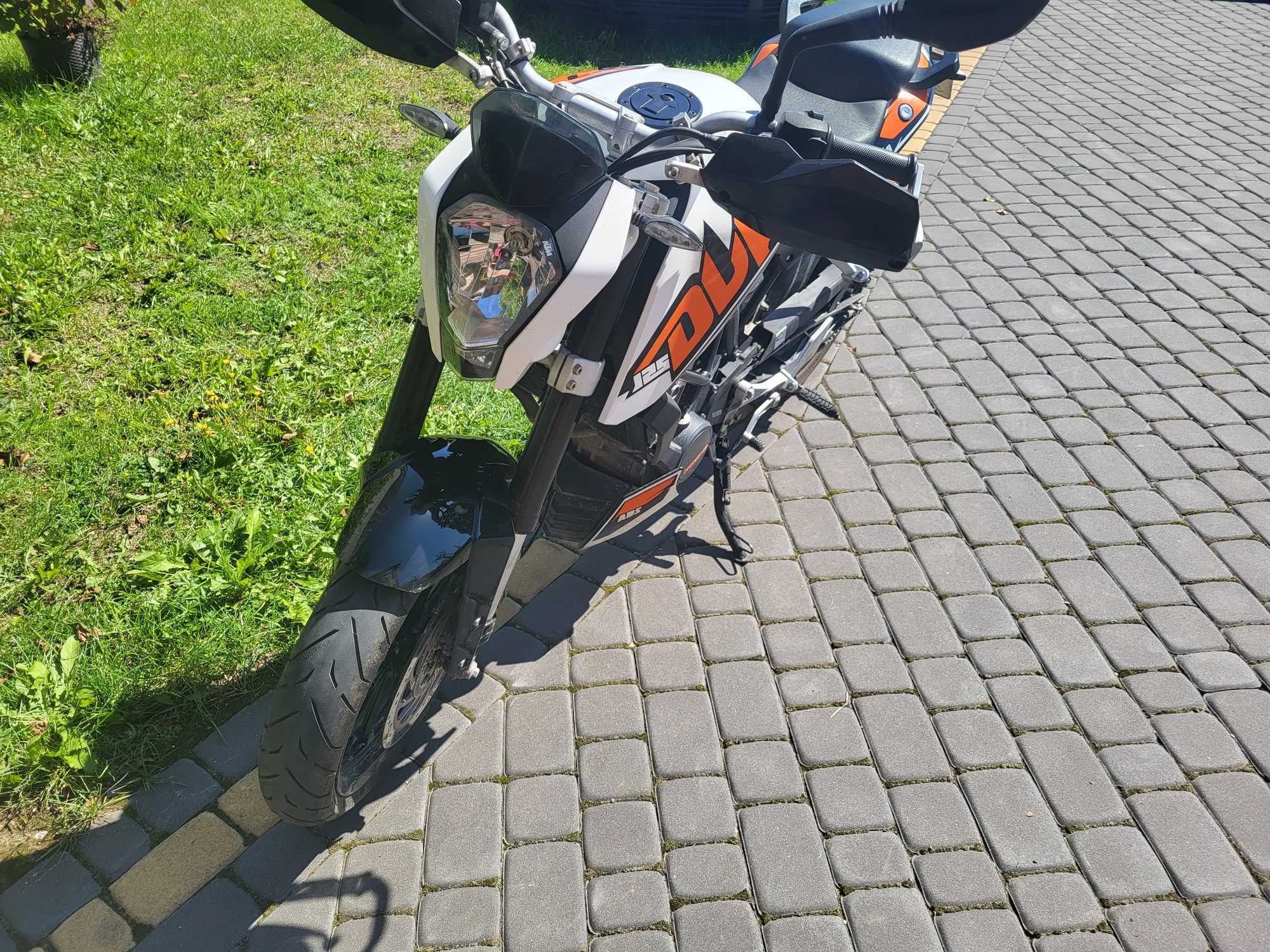 Motocykl KTM DUKE 125