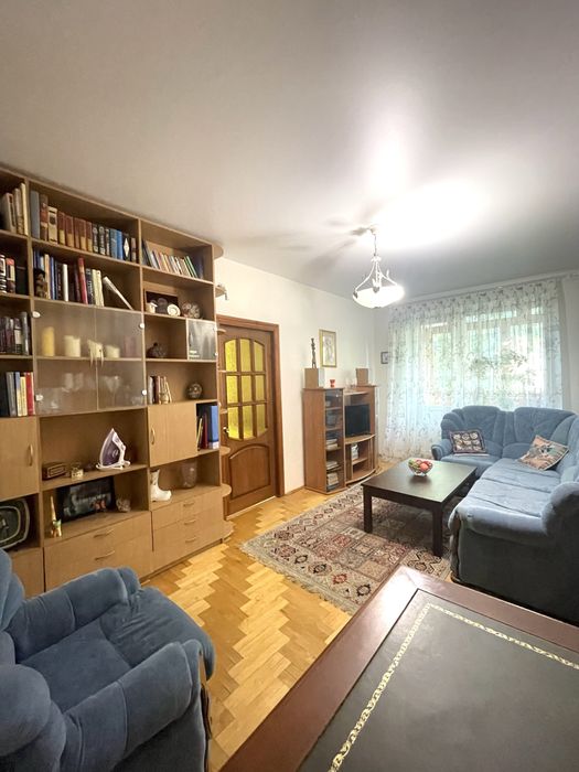 Продаж 2-к вул. Єреванська 25/1, Соломʼянська пл, Космонавтів
