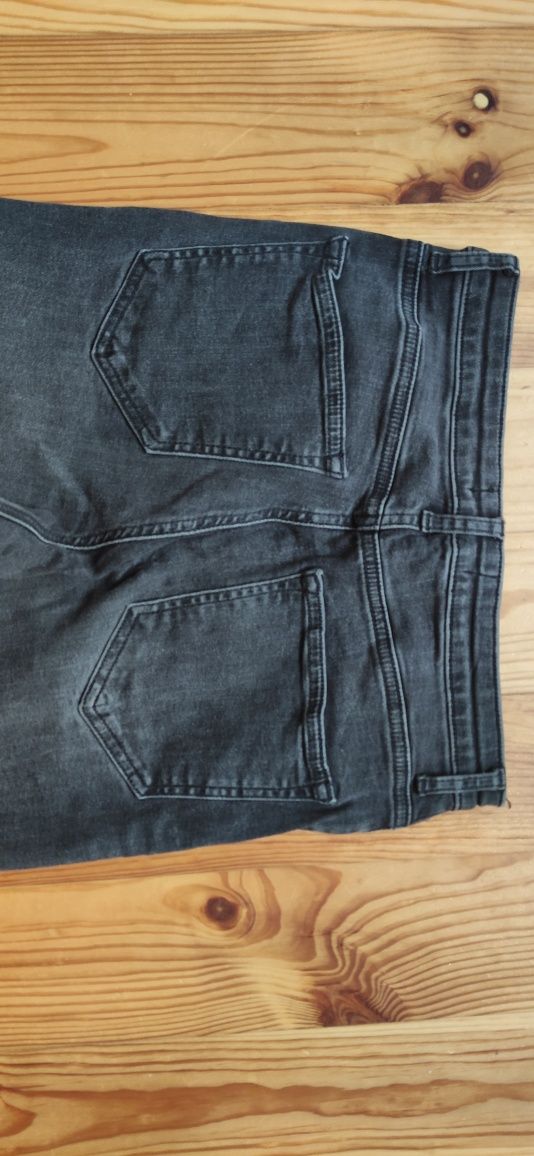 Крутезні темно- сірі джинси за 89 грн