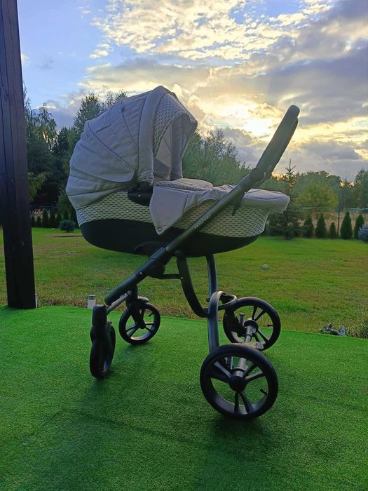 Wózek+dodatki sprzedam