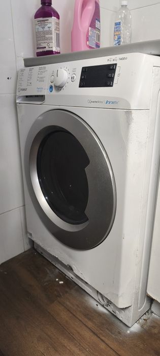 Vendo lava e seca 9kgs