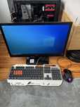 Zestaw komputer+monitor+klawiatura+mysz