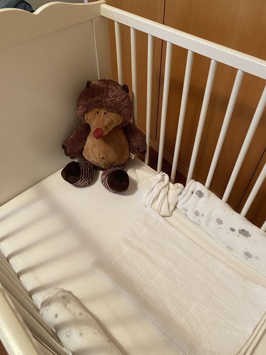 Cama de bebe com colchao de molas ensacadas