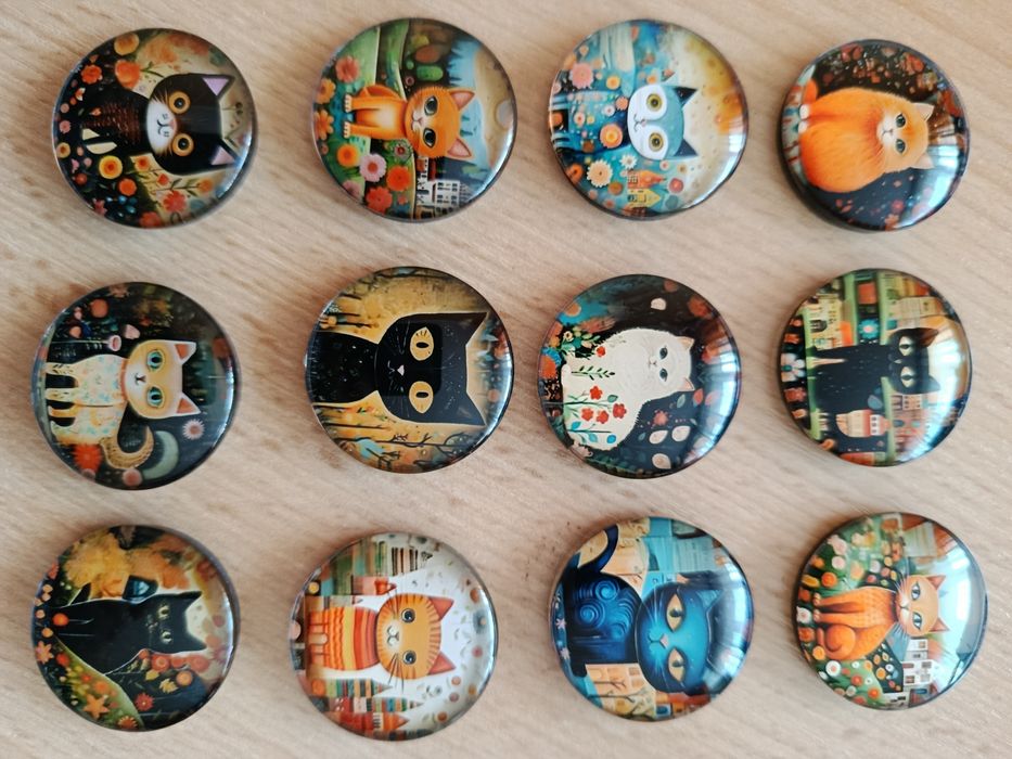 Magnesy nowe na lodówkę 12 sztuk, koty