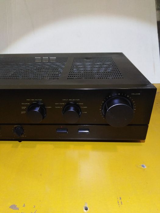 Интегральный стерео усилитель Pioneer A-333.