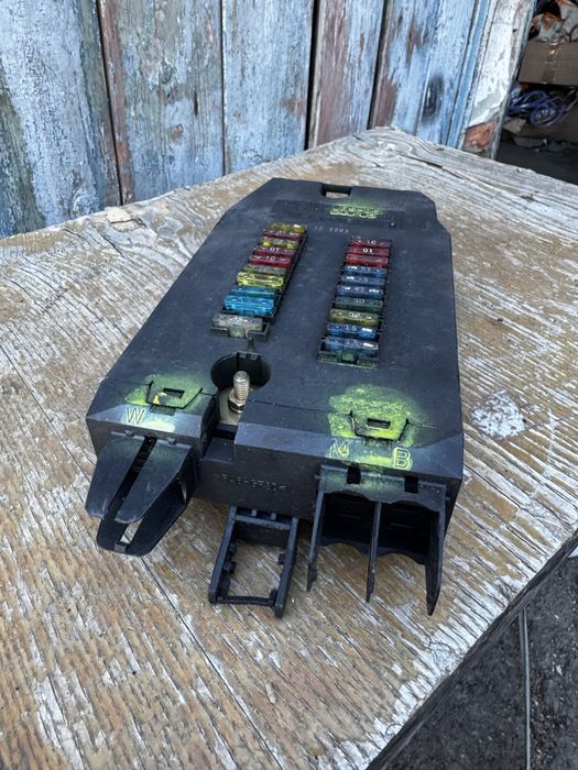 Блок предохранителей Mercedes Sprinter