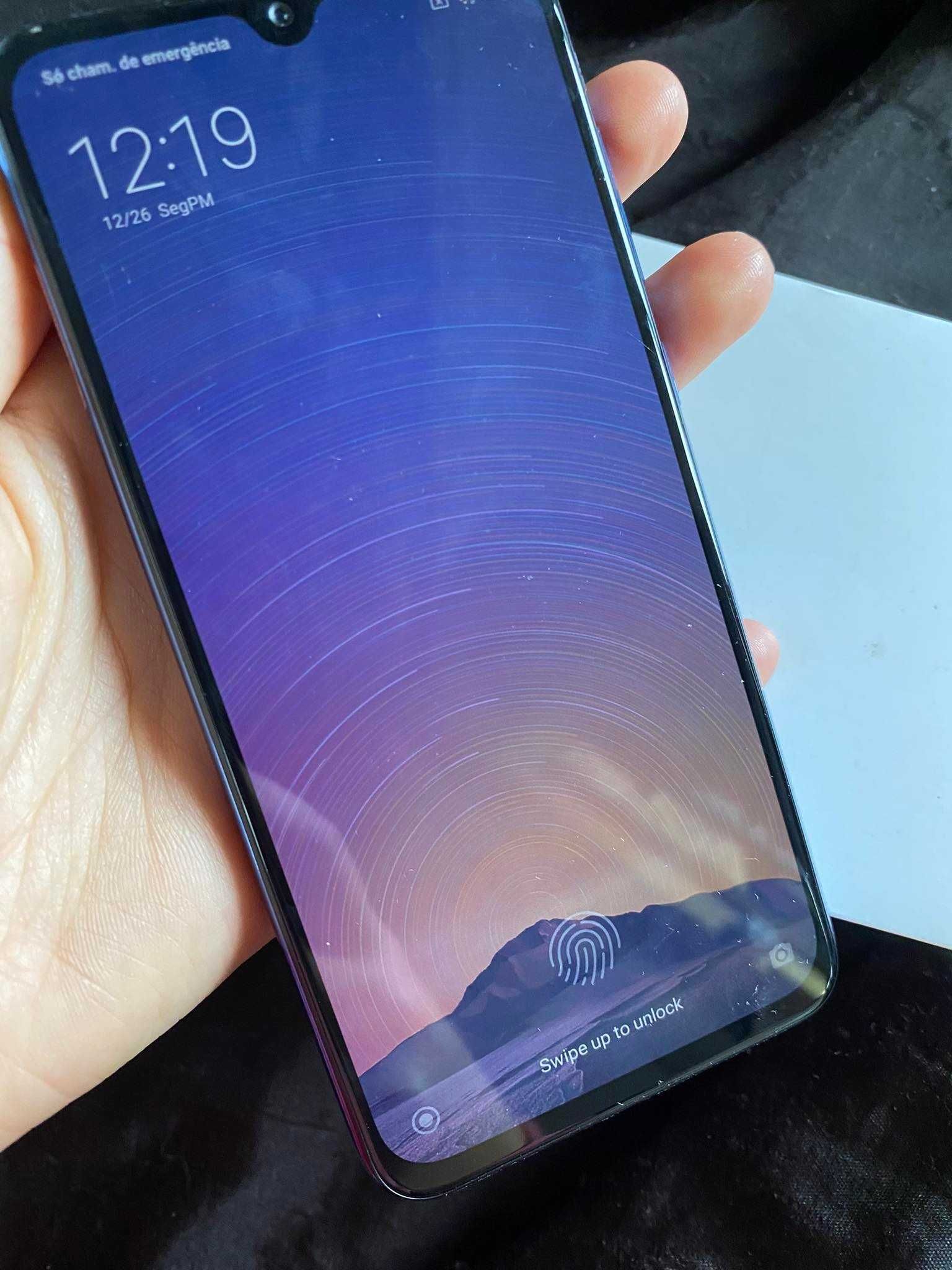 Smartphone Xiaomi Mi 9 SE como novo