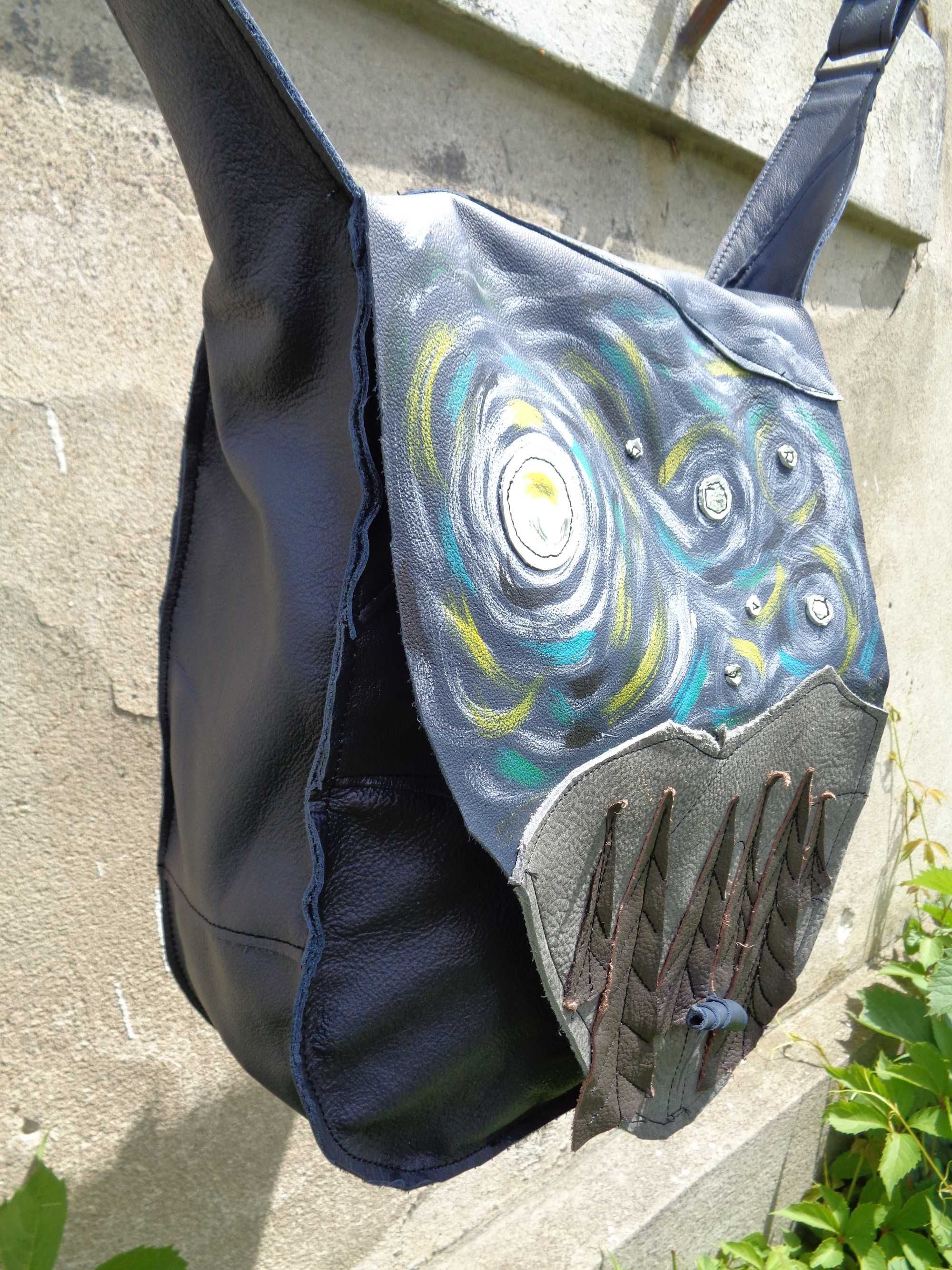 Artystyczna torebka skórzana z widokiem. Handmade