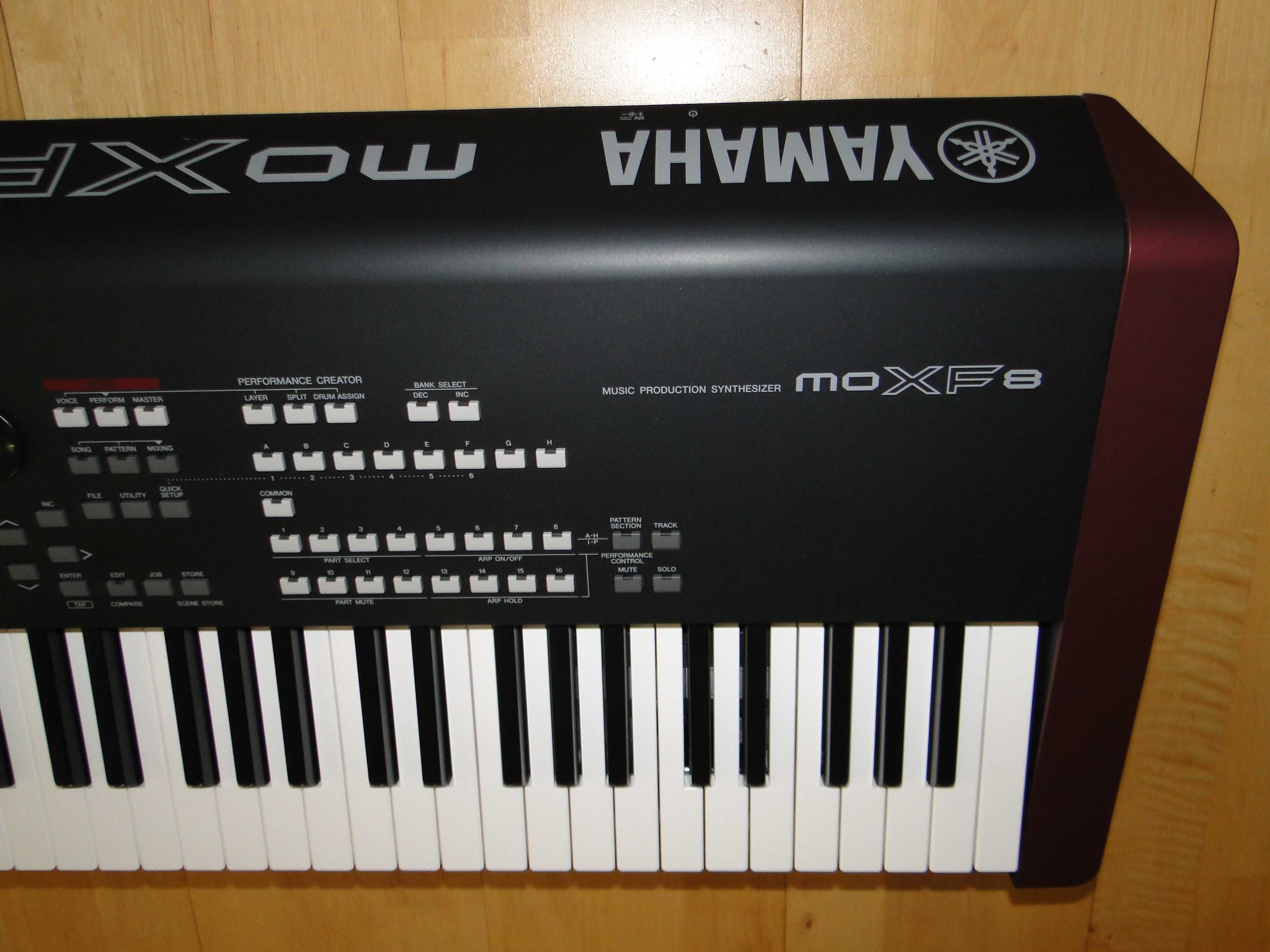 Zawodowy Syntezator Workstation Piano YAMAHA MOXF8.Piękny Stan.Okazja