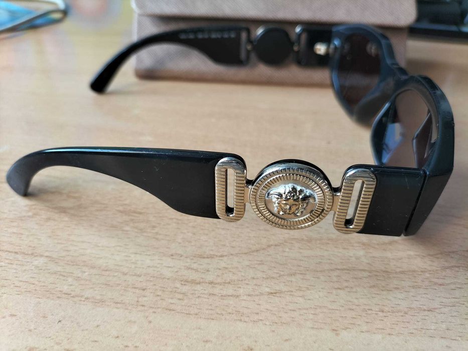 Óculos de Sol Versace Originais + Caixa Pyramid Vintage