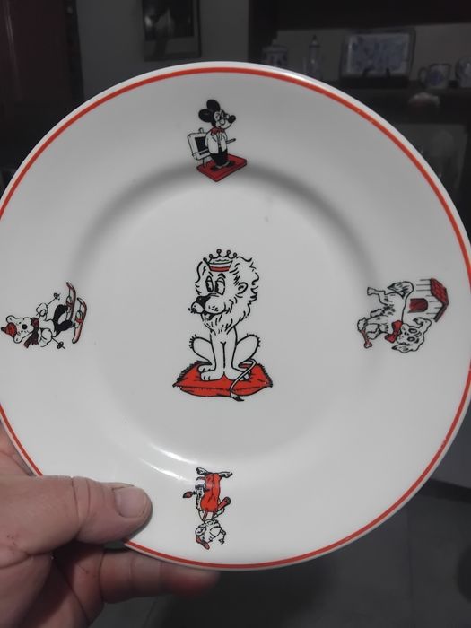 Vendo prato mikey loica sacavem