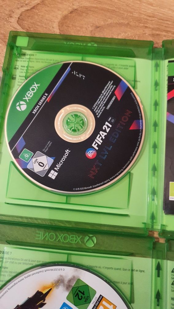X BOX - dwie nowe gry Fifa 21 i Rocket Arena