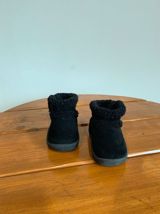 Продам дитячі угі)