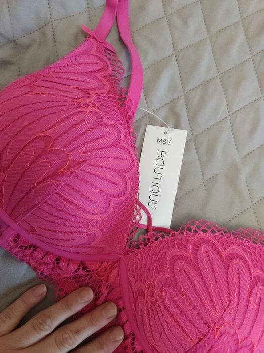 Бюстгальтер жіночий новий M&S