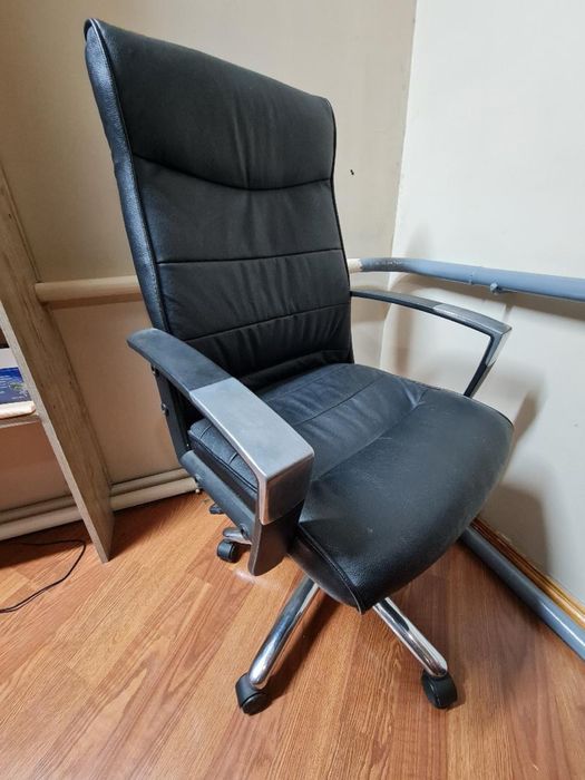 Крісло для роботи або ігор, стан ідеал