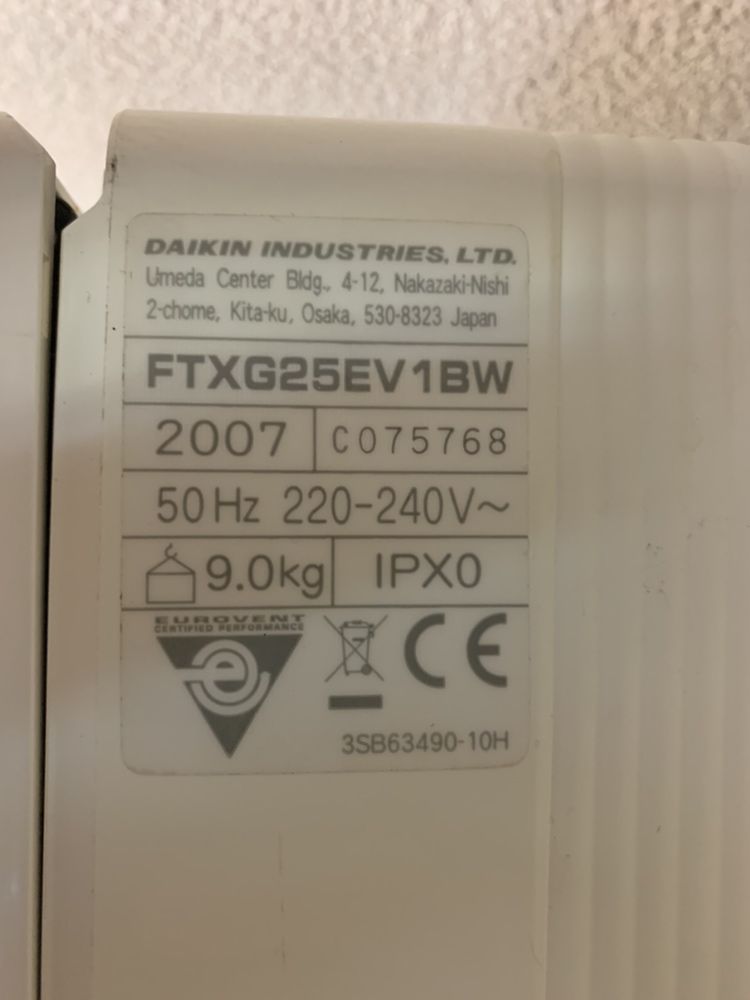 Кондиционер инверторный БУ Daikin EMURA FTXG25EV1BW Тепловой насос JP