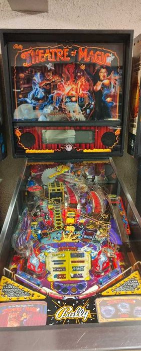Flipper Pinball Theatre of Magic