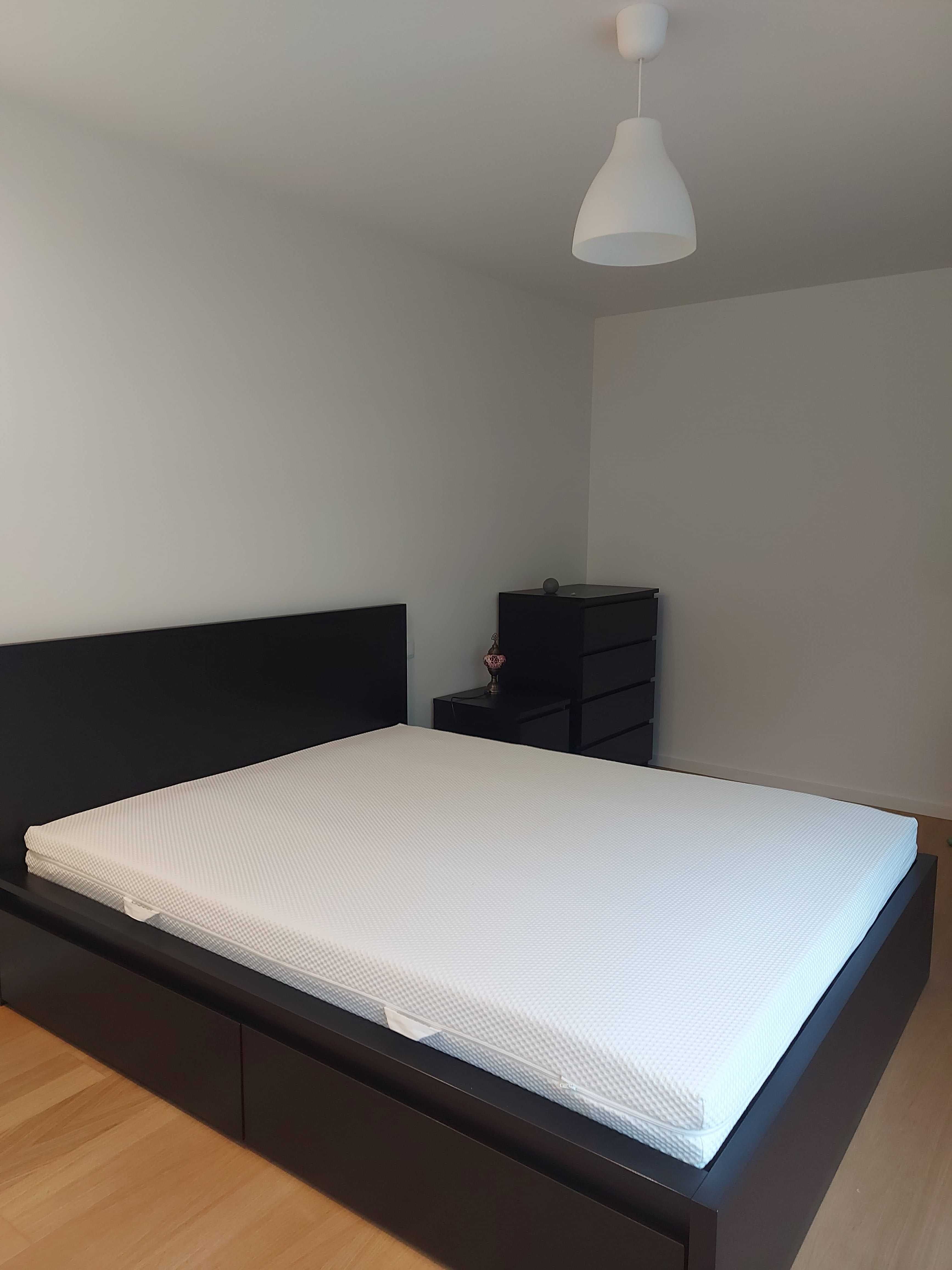 T1 em Guimarães mobilado / 1 room furnished flat + internet