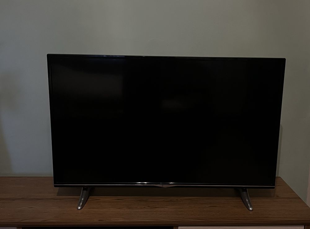 Телевізор GoGen 40” Smart TV