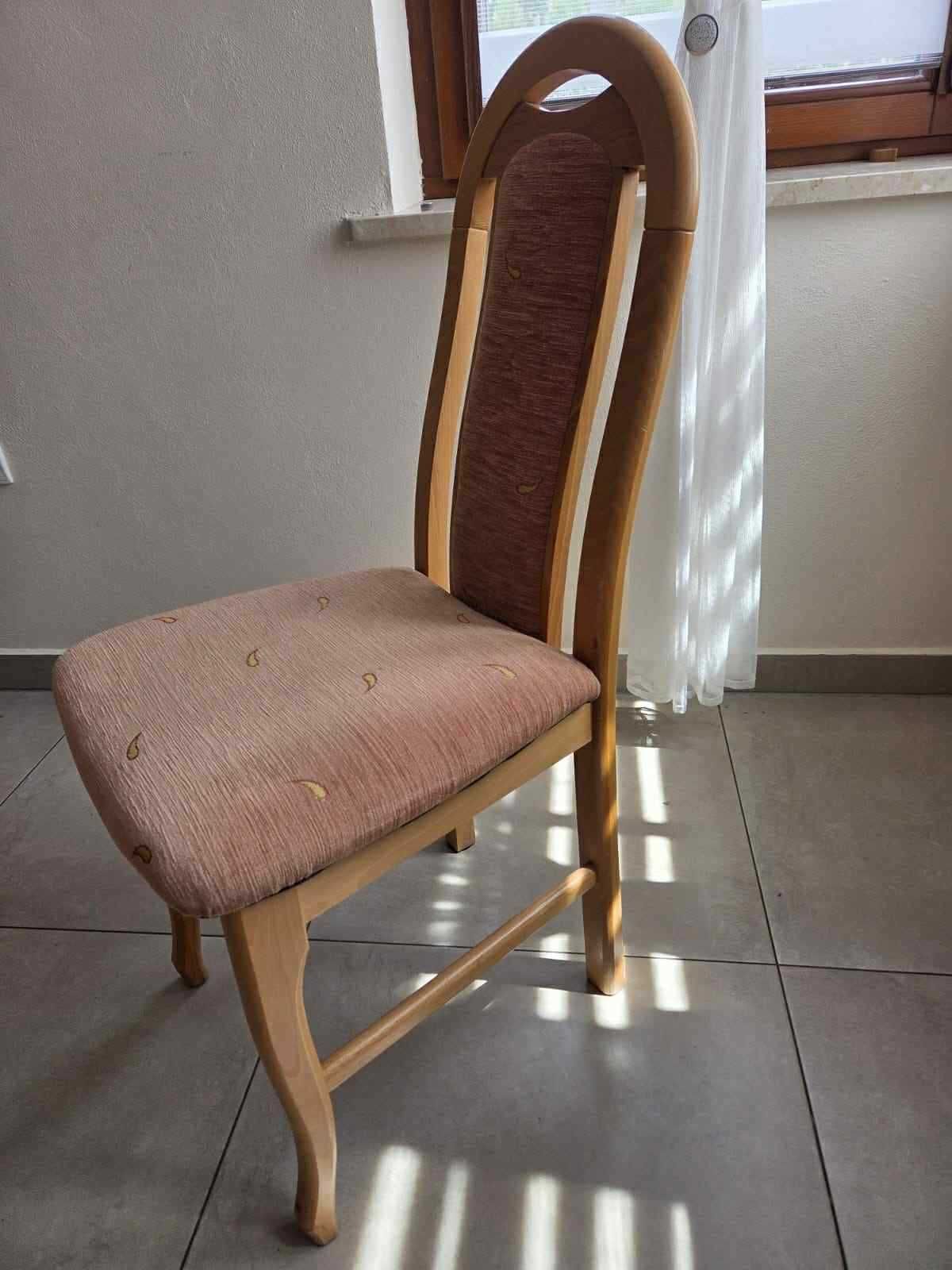 Krzesło z obiciem (dostępne 24 szt.)
