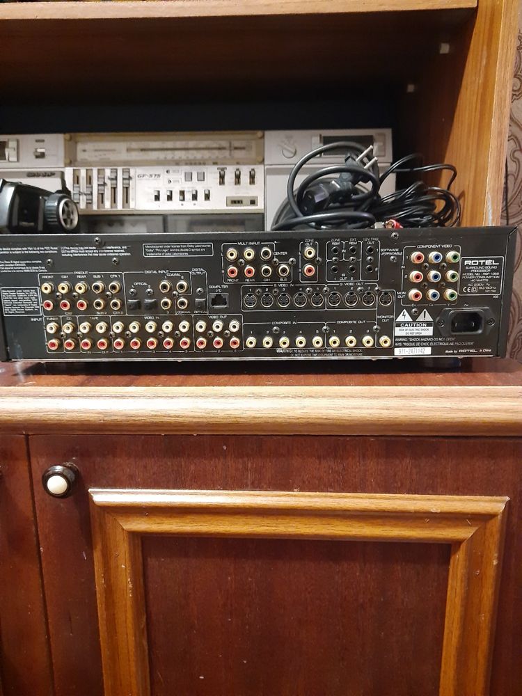 Предусилитель ROTEL RSP-1066