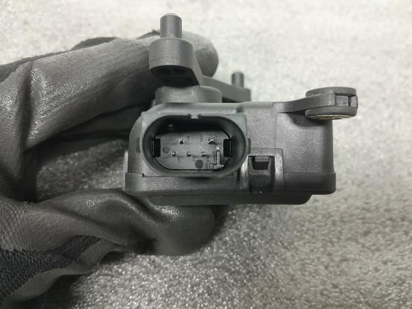 Motor da comporta da sofagem AUDI A6 (4B2, C5)