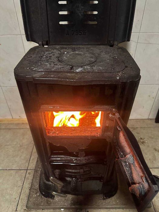 Salamandra a Lenha – Ferro Fundido – Muito Potente e Funcional